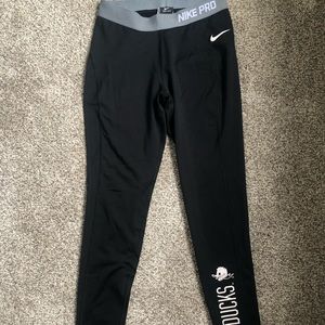 Nike leisure leggings